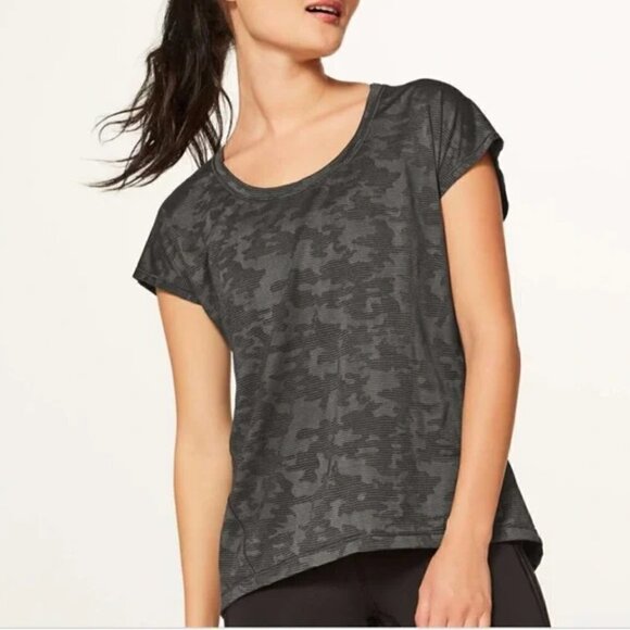 LULULEMON Miles Ahead Short Sleeve Deep Camo - Picture 1 of 6